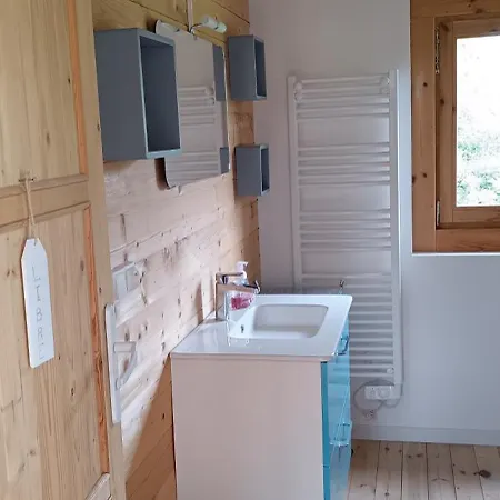 Le Du Viaur شاليه